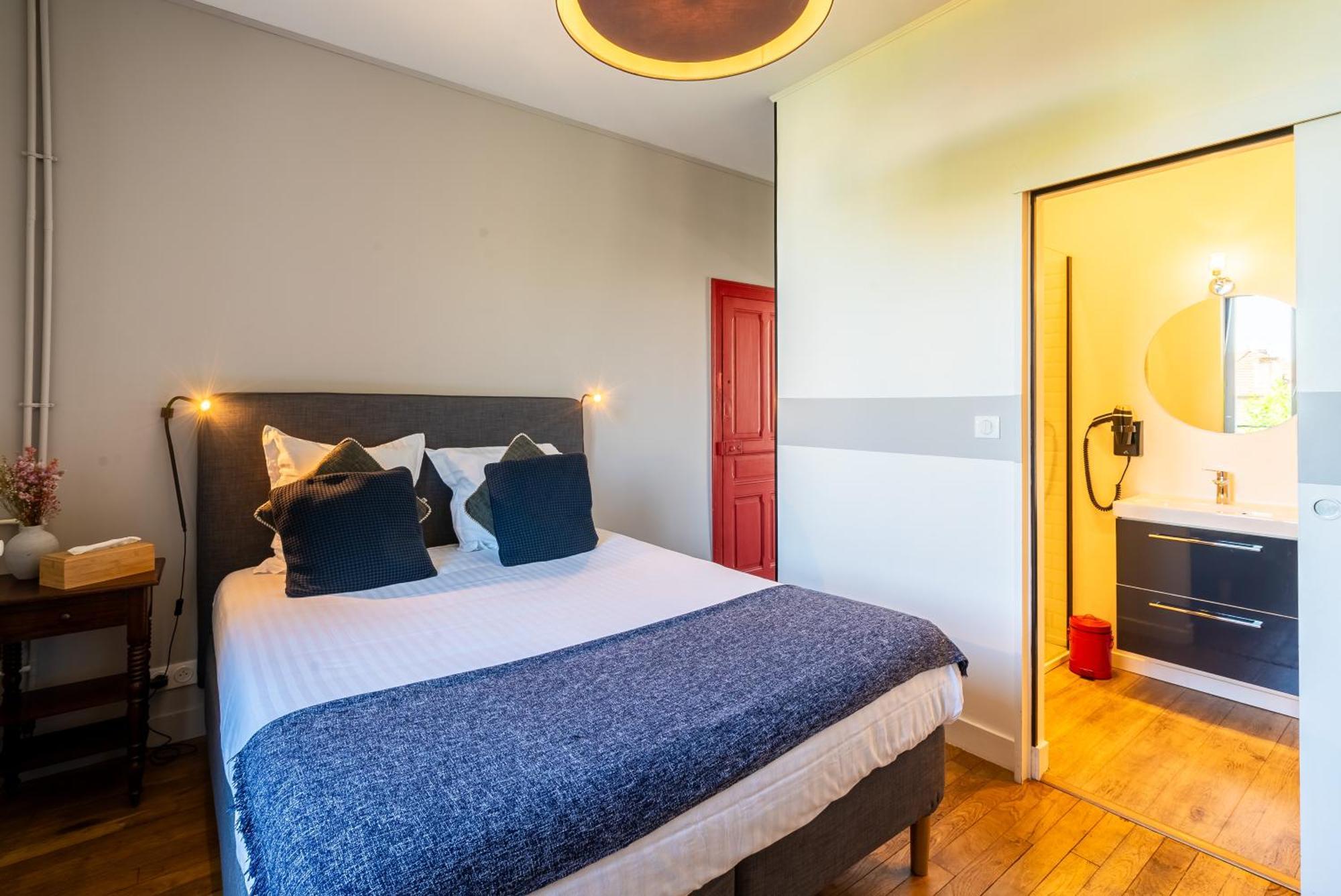 Dupain & Dubeurre Appart'Hotel - Parking En Supp ลิมอจส์ ภายนอก รูปภาพ