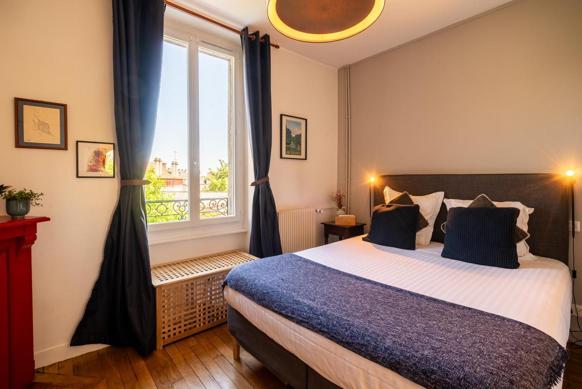 Dupain & Dubeurre Appart'Hotel - Parking En Supp ลิมอจส์ ภายนอก รูปภาพ
