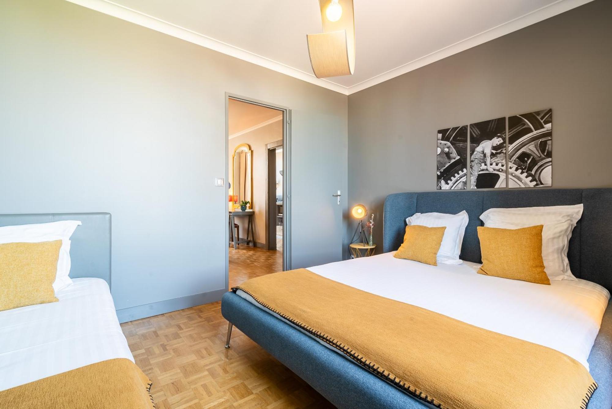 Dupain & Dubeurre Appart'Hotel - Parking En Supp ลิมอจส์ ภายนอก รูปภาพ