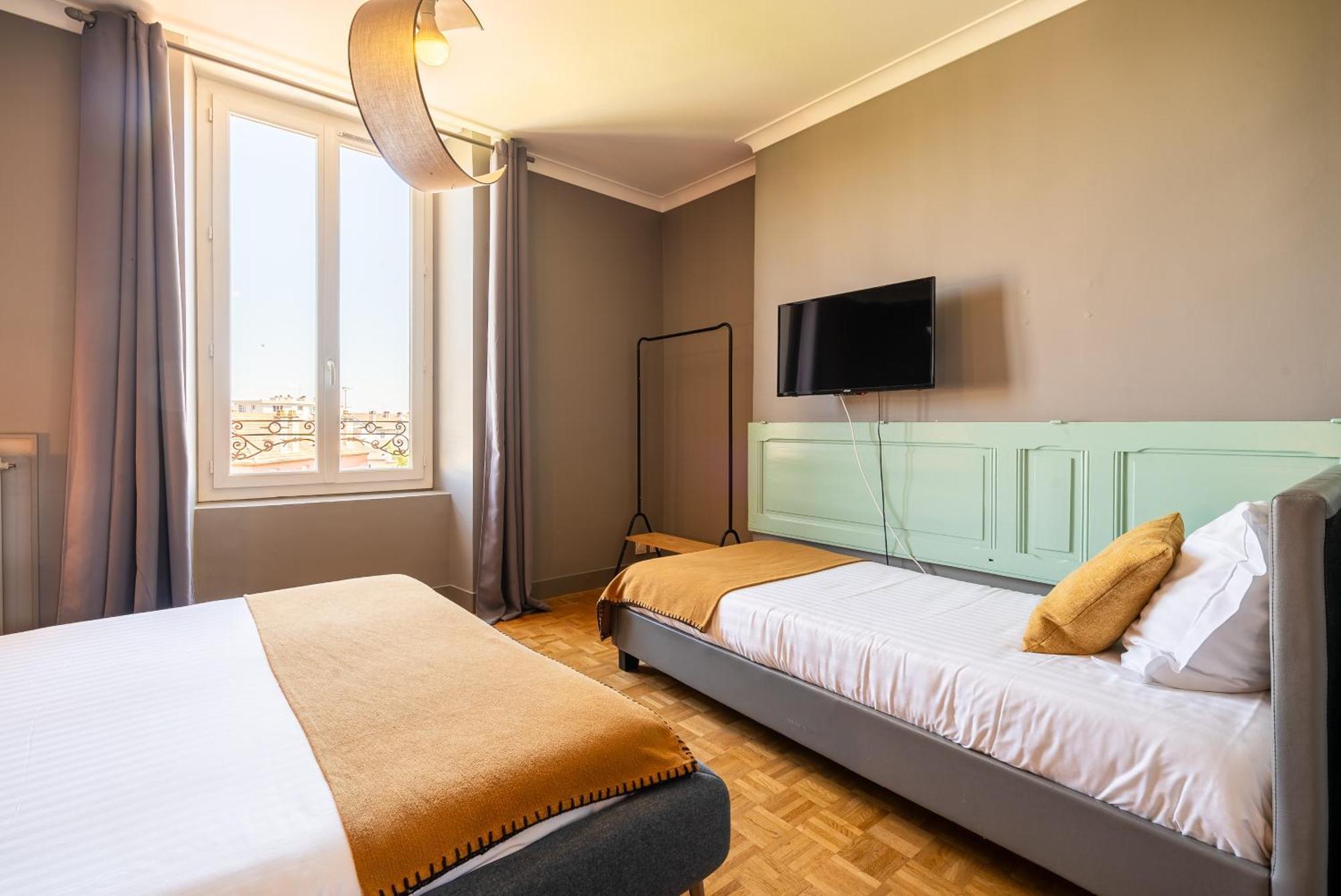 Dupain & Dubeurre Appart'Hotel - Parking En Supp ลิมอจส์ ภายนอก รูปภาพ
